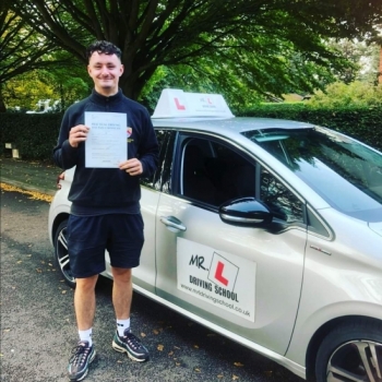 Congratulations to Luke Hale who passed in Cambridge on the 10-9-19 after taking driving lessons with MR.L Driving School.