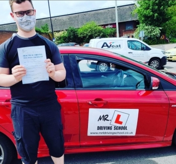 Congratulations to Andrew Parker who passed in Bury St Edmunds on the 11-6-21 after taking driving lessons with MR.L Driving School.
