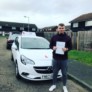 Congratulations to Constantin Lache from Newmarket who passed first time in Cambridge on the 3-1-19 after taking driving lessons with MR.L Driving School.