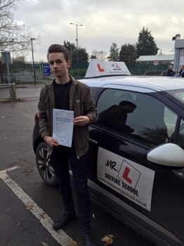 Congratulations to Charles from Longstanton who passed 1st time in Cambridge on the 27-11-15 after completing a 40hr intensive course with MRL Driving School