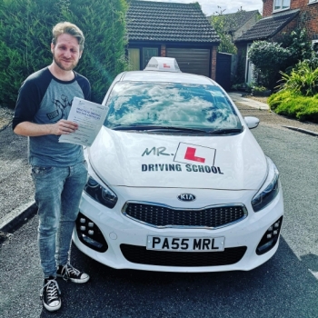 Congratulations to Matthew Mansfield who passed in Cambridge on the 28-8-19 after taking driving lessons with MR.L Driving School.