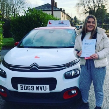 Congratulations to Pippa from Gazeley who passed in Cambridge on the 18-12-19 after taking driving lessons with MR.L Driving School.
