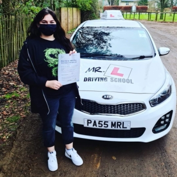 Congratulations to Ella Richardson from Newmarket who passed in Cambridge on the 10-12-20. After being unsuccessful a couple of times previously Ella got in touch and we´re pleased to say it was a 1st time pass with MR.L Driving School.