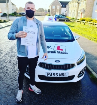 Congratulations to Harvie Rawles from Newmarket who passed 1st time in Cambridge on the 17-12-20 after taking driving lessons with MR.L Driving School.