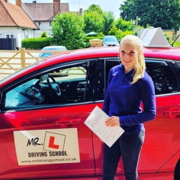 Congratulations to Ellie Silvester who passed 1st time in Cambridge on the 24-6-21 after taking driving lessons with MR.L Driving School.