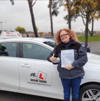 Congratulations to Kim Schoenberg who passed her driving test in Bury St Edmunds on the 4-11-21 after taking driving lessons with MR.L Driving School.