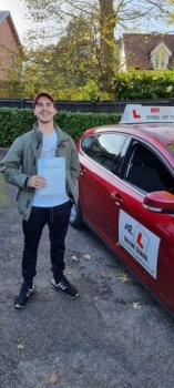 Congratulations to Josh Easey from Cambridge who passed his driving test 1st time and with ZERO driving faults on the 11-11-21 after taking driving lessons with MR.L Driving School.