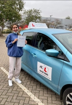 Congratulations to Tanvir Mahil from Newmarket who passed her automatic driving test in Cambridge on the 24-11-21 after taking driving lessons with MR.L Driving School.