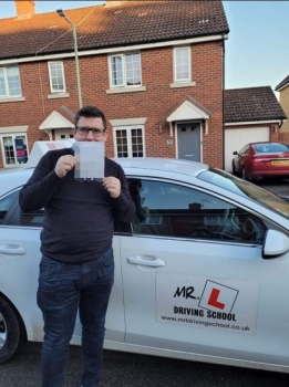 Congratulations to James Jones from Red Lodge who passed his driving test 1st time in Cambridge on the 14-1-22 after taking driving lessons with MR.L Driving School.