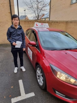 Congratulations to Eric Wong from Cambridge who passed his driving test on the 28-10-22 after taking driving lessons with MR.L Driving School.