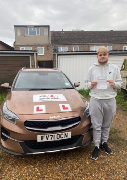 Congratulations to David Taylor-Stratton who passed his driving test 1st time in Cambridge on the 7-11-22 after taking driving lessons with MR.L Driving School.