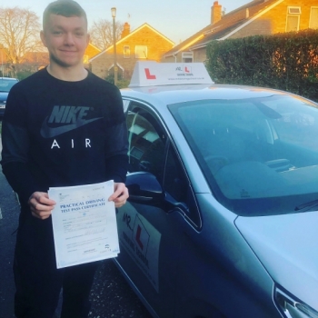 Congratulations to James Diss from Newmarket who passed in Cambridge on the 26-2-19 after taking driving lessons with MR.L Driving School.