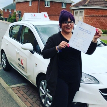 Congratulations to Katrina from Newmarket who passed 1st time in Cambridge on the 29-4-19 after taking driving lessons with MR.L Driving School.