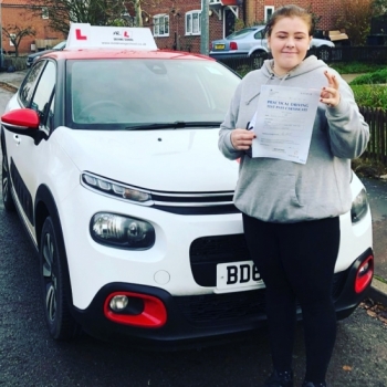 Congratulations to Tanesha Palmer from Burwell who passed 1st time in Cambridge on the 5-12-19 after taking driving lessons with MR.L Driving School.