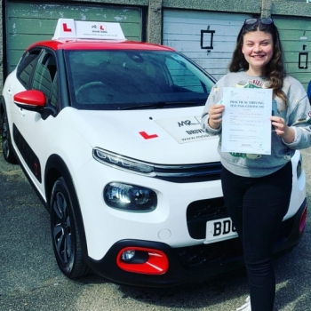 Congratulations to Lucy Beech from Newmarket who passed 1st time in Cambridge on the 30-7-20 after taking driving lessons with MR.L Driving School.