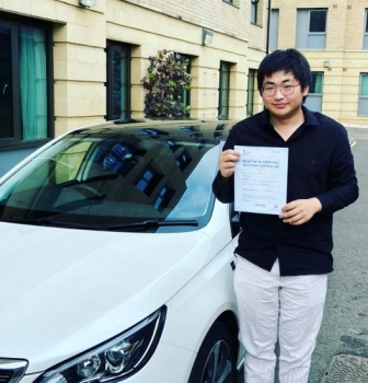 Congratulations to Chen Liu from Cambridge who passed his automatic driving test 1st time on the 13-8-20 after taking driving lessons with MR.L Driving School.
