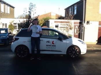 Congratulations to Ryan Sheridan from Bar Hill who passed 1st time in Cambridge on the 13-11-15 after taking driving lessons with MRL Driving School