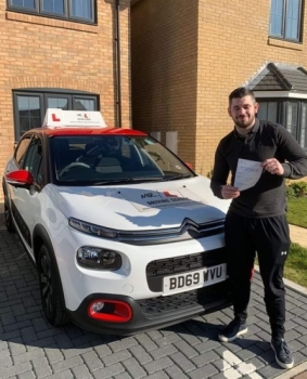 Congratulations to Harry Weedon from Fordham who passed his driving test 1st time on the 10-3-22 in Cambridge after taking driving lessons with MR.L Driving School.