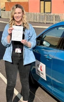 Congratulations to Katie Byrne who passed her automatic driving test in Cambridge on the 25-3-22 after taking driving lessons with MR.L Driving School.