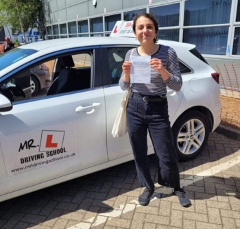 Congratulations to Julian Kohli who passed her driving test in Cambridge on the 27-5-22 after taking driving lessons with MR.L Driving School.