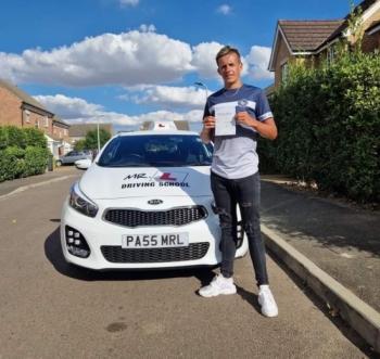 Congratulations to Josh Fisher who passed his driving test in Cambridge with just 1 minor driving fault on the 24-8-22 after taking driving lessons with MR.L Driving School.