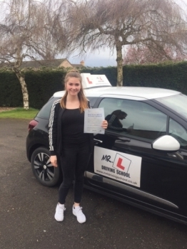 Congratulations to Erin Dolan from Haddenham who passed 1st time in Cambridge on the 6-4-16 after taking driving lessons with MRL Driving School