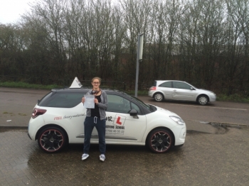 Congratulations to Emily from Longstanton who passed 1st time in Cambridge on the 9-3-16 after taking driving lessons with MRL Driving School